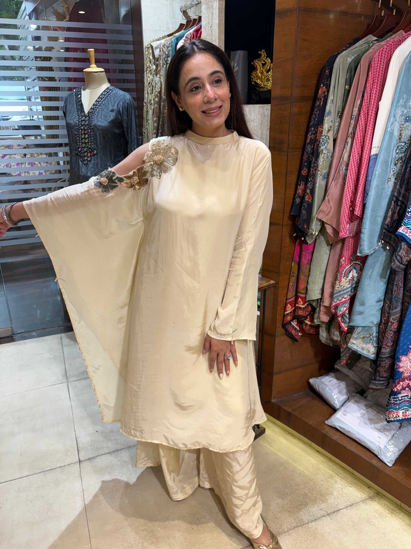 Luminous Ivory Silk-Blend Tunic Set with 3D Floral Cold-Shoulder Detail