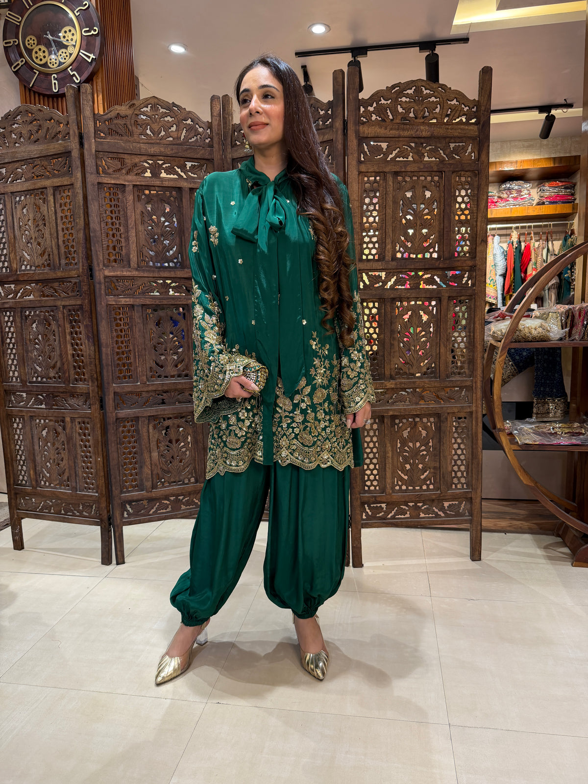 Regal Emerald Gold-Embellished Bow-Tie Tunic & Salwar Set