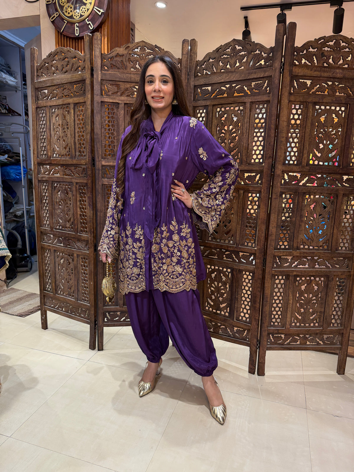 Regal Amethyst Gold-Embellished Bow-Tie Tunic & Salwar Set
