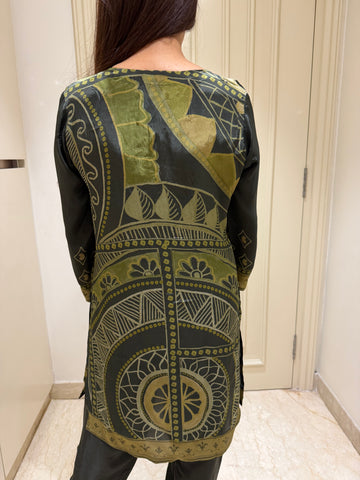 Regal Dark Olive Mirror-Work Silk-Blend Kurta Set