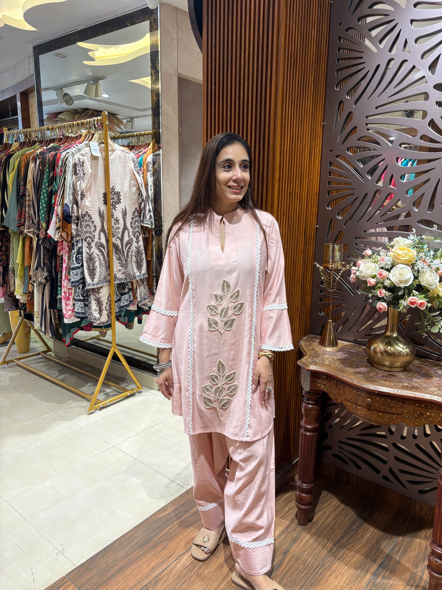 Blush Pink Lace-Trimmed Kurta Set with Botanical Applique