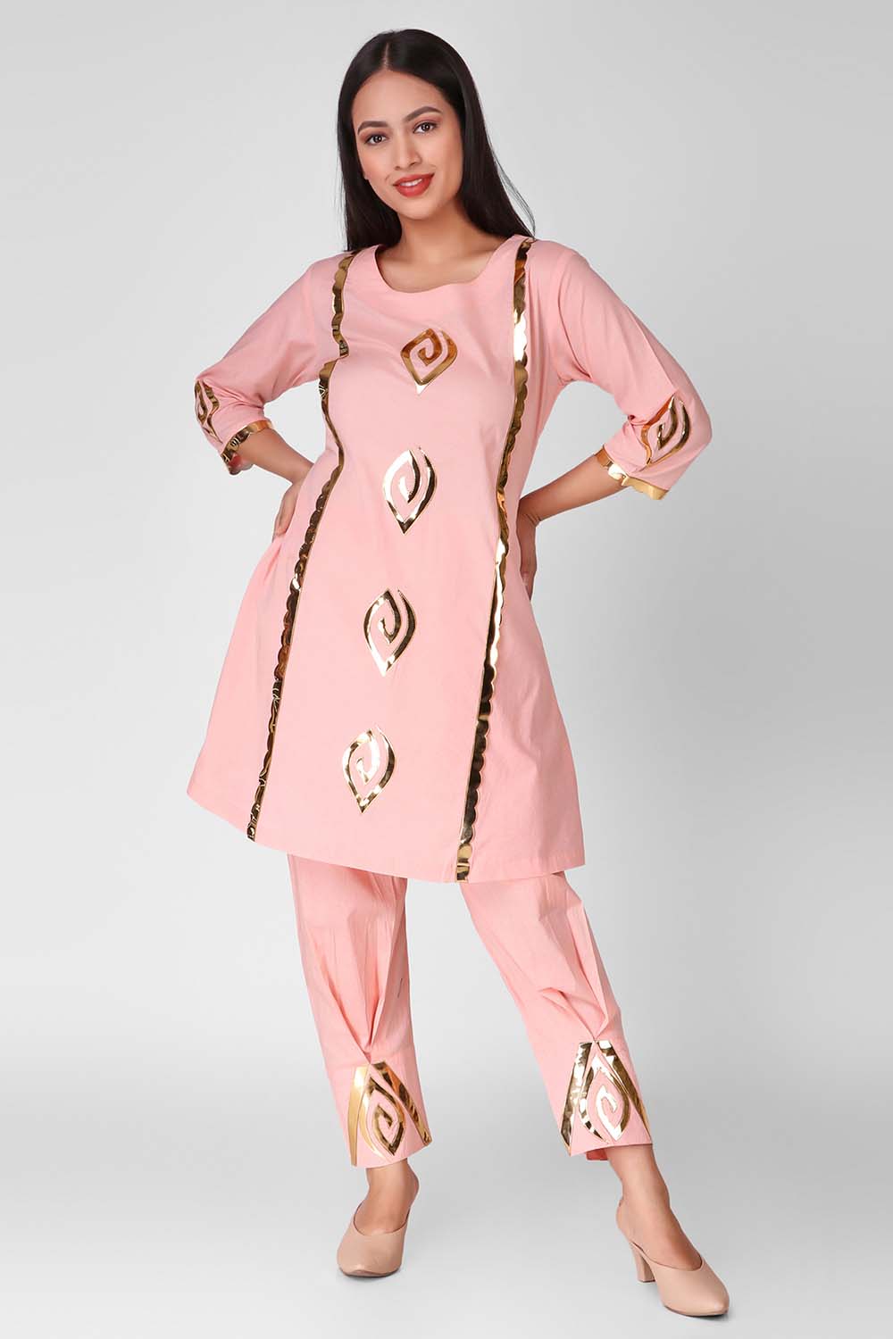 Kurta with box pleat pants