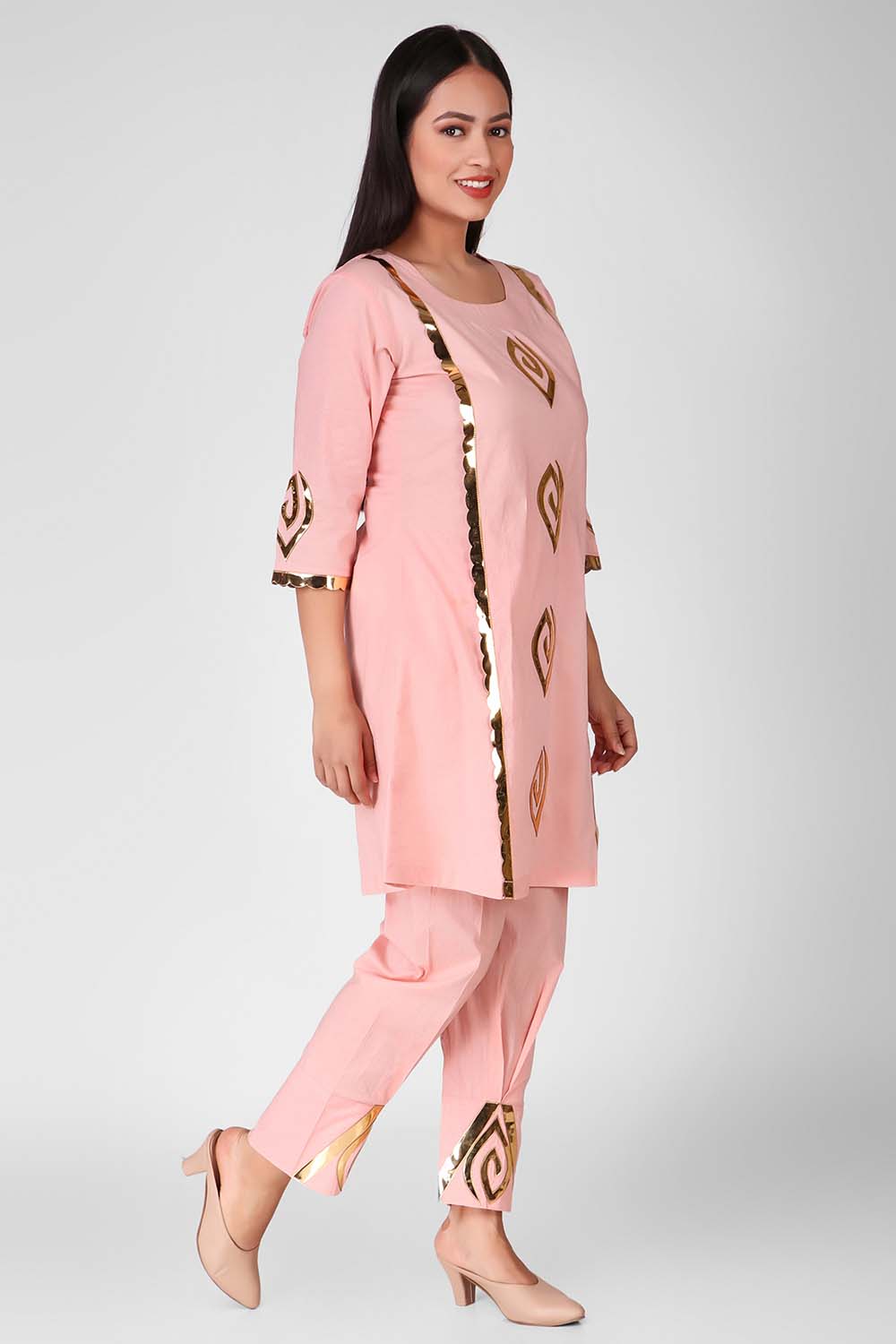 Kurta with box pleat pants