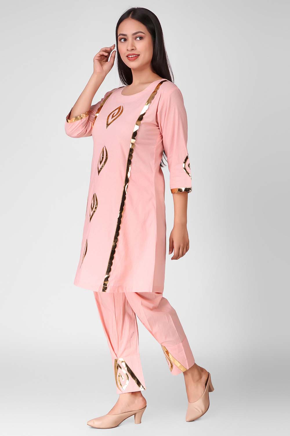 Kurta with box pleat pants