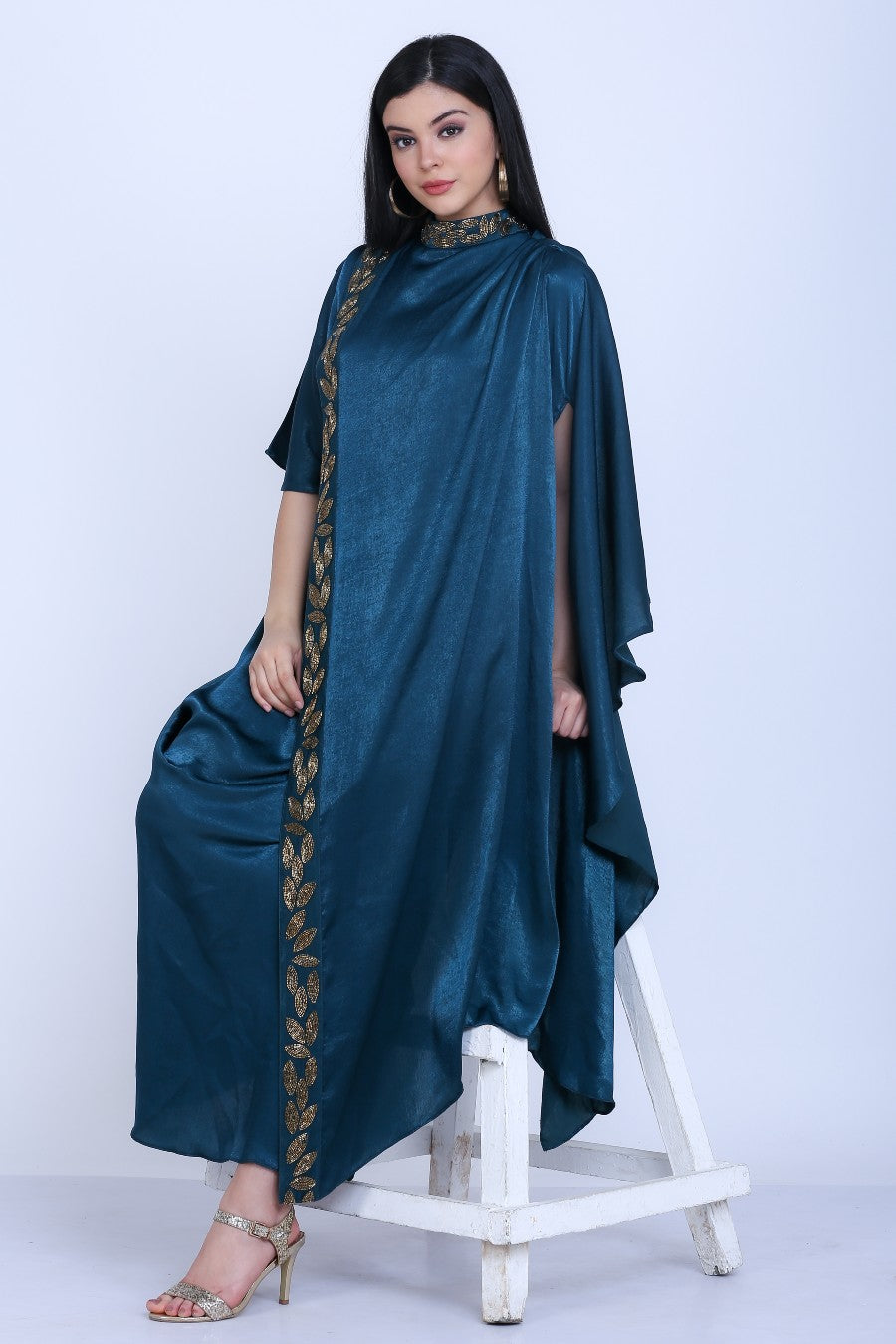 Drape With Katdaana Embellishment